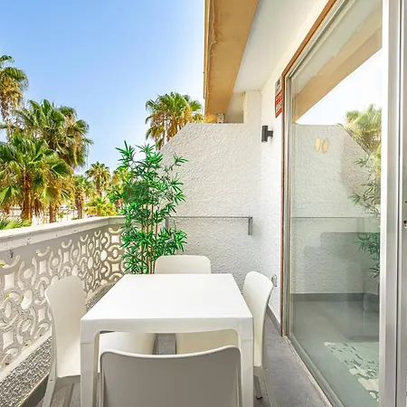 Modern Renovated With Terrace In Playa De Americas Lägenhet *