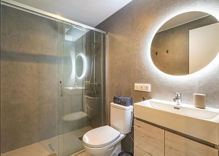 شقة Modern Renovated With Terrace In Playa De Americas *