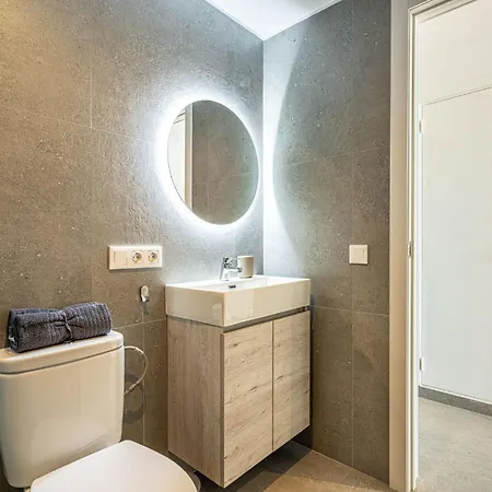 Apartman Modern Renovated With Terrace In Playa De Americas *